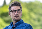 Obrázek epizody ROZHOVARY: Nechtěl jsem ho hrát jako slizouna, říká Juraj Loj o roli inspirované Kulínským