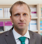 Obrázek epizody Ředitel sčítání obyvatelstva ČSÚ: Někdy je těžké vybrat mezi tím, jaká víra je raritou a jaká recesí