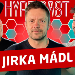 Obrázek epizody JIRKA MÁDL – ČESKO NEMÁ FINANČNĚ NA TO VYHRÁT OSCARA, PŘI NATÁČENÍ SNOWBOARĎÁKŮ JSEM SE BÁL ŽE DOSTANU PŘES DRŽKU Ep.203