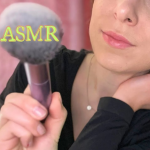 Obrázek epizody ASMR Gentle Triggers – Hand Movements, Face Brushing, Whispering & Mouth Sounds (CZ)