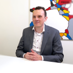 Obrázek epizody Aktivita investorů klesla už tři dny před válkou, nyní se vyčkává