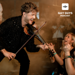 Obrázek epizody Ondřej Vlček: Kadeřník ve dne, houslista v noci. A pravda, kterou máma věděla dřív než já ■ Epizoda 95 ■ GAY GUYS PODCAST