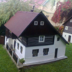 Obrázek epizody Frau Štěpánka vypravuje - Příběh miniroubenek v Zubrnicích