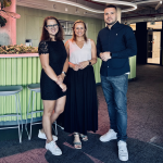 Obrázek epizody „Jeden týden nás politici označí za zkorumpované a druhý týden mávají naším výstupem – to už bereme jako realitu.“ S Transparency International o politických kauzách, odpovědnosti, korupci a české politické kultuře.