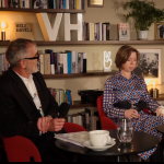 Obrázek epizody Do školy s mobilem, nebo bez? Rozhodnutí stále zůstává na ředitelích