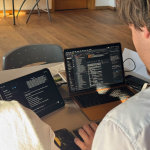 Obrázek epizody Středoškoláci se učí vibe codovat. A je to mega inspirativní.