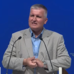 Obrázek epizody Václav Vondrášek • P(r)omazání olejem, když život dře…