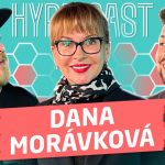 Obrázek epizody DANA MORÁVKOVÁ - ZASPALA JSEM DO SNÍDANĚ S NOVOU A JELA TAM V NOČNÍ KOŠILI, KDYŽ JSEM HRÁLA MRCHU Z PEKLA ŠTĚSTÍ TAK DO MOJÍ FOTKY HÁZELI ŠIPKY Ep.217