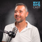 Obrázek epizody Jak funguje zakázková výroba parfémů - Pavel Martínek, Mandario