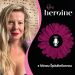 Obrázek epizody „Myslela jsem, že rozchod v těhotenství je nejhorší. Nebyl.“ S Ninou Špitálníkovou o Severní Koreji, mateřství bez filtru a roce, který změnil všechno