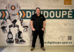Obrázek epizody Vedoucí projektu E-bezpečí Kamil Kopecký: Děti na distanční vyučování v zásadě připraveny nejsou. Internet je pro ně především zdrojem zábavy a nejsou zvyklé se v online světě vzdělávat