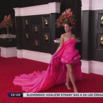 Obrázek epizody HVĚZDNÉ RÓBY NA GRAMMY