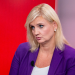 Obrázek epizody Kuloáry | Petra Pecková (STAN): Doufám, že hejtmankou zůstanu. Důležité je ale to, co si přejí lidé | 26. 9. 2024