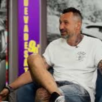 Obrázek epizody Divoký začátky: Trabanta sis vzal na ulici. Co se vozilo ze západu a tady prodávalo za desetinásobek?