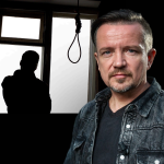 Obrázek epizody Klíčové důkazy. Pád z Karlova mostu a oprátka ve firmě. Dva případy, ve kterých něco nesedělo