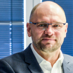 Obrázek epizody Richard Sulík - Jediná červená v pokračovaní vlády je zvýšenie daní