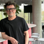 Obrázek epizody Michal Malátný: Skladba Selhání vznikla díky tomu, že si náš pianista zlomil kotník