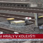 Obrázek epizody Policisté obvinili rodiče dvou dětí, které si hrály v kolejišti