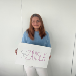 Obrázek epizody 84.díl (ne!)ZÁVISLÁ: Studentka Karolína si prošla kojeneckým ústavem a adopcí