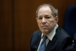 Obrázek epizody Obnovení procesu s Weinsteinem ukazuje, že justice neumí řešit sexuální násilí