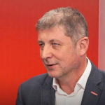 Obrázek epizody Kuloáry | Jan Lacina (STAN): Fiala testuje nadsázku, sliby o platech jsou nenaplnitelné | 20. 11. 2024