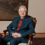 Obrázek epizody Náčelník Generálního štábu by měl být vyzrálou osobností. Domácí výroba munice je absolutní prioritou, říká ministr Zůna