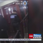 Obrázek epizody Razie na večírcích v Británii