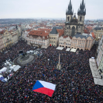 Obrázek epizody Kostolný, Tabery: Masové demonstrace nenechají chladným žádného politika. Macinku, Babiše ani Fica