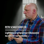 Obrázek epizody Motýl za katrem 2: PETR SCHNEEDÖRFLER  / LIGHTHOUSE, to je pomoc odsouzeným při návratu na svobodu