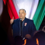 Obrázek epizody Orbán po 16 letech končí u moci. Maďarsko si zvolilo občanskou důstojnost a návrat k EU