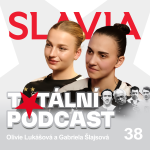 Obrázek epizody Olivie Lukášová a Gabriela Šlajsová: Stereotypy a předsudky nás posilují. Jsme rády, že právě Slavia vystoupila z šedi a začala propagovat ženský fotbal jinak. Moderně a zároveň s nadhledem