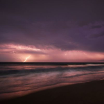 Obrázek epizody Storm on the Beach: Thunder, Rain and Ocean Waves