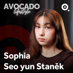 Obrázek epizody Ve 20 letech umí sedm jazyků, vlastní tři taneční studia a má zkušenosti z K-popu