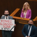 Obrázek epizody STVR odvysiela dokument o ohrození svojej nezávislosti. OK, robíme si srandu