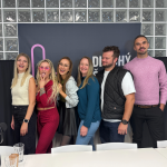 Obrázek epizody #32 Hezcí lidi to mají jednodušší? / Muži dělají pomalu věci, které ženy chtějí hned | Dlouhý Široký