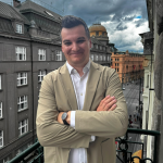 Obrázek epizody Pokud Babiš poletí do Číny a bude se tam klanět, doma proti sobě bude mít plná náměstí
