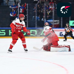 Obrázek epizody První vyhrání do kapsy nahání. Hokejový šampionát klape podle jednoduchého pravidla
