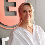 Obrázek epizody Marta Fenclová: Monyová je splněný sen, rodina Simony Monyové byla v šoku, jak moc Tereza Ramba oblékla její roli